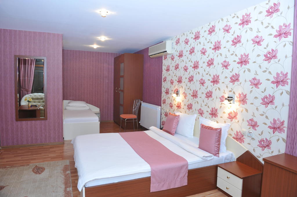 Eros Motel Сандански Номер фото