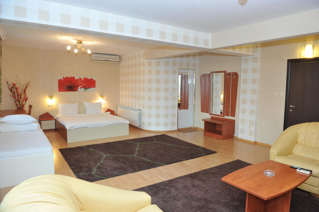 Eros Motel Сандански Номер фото
