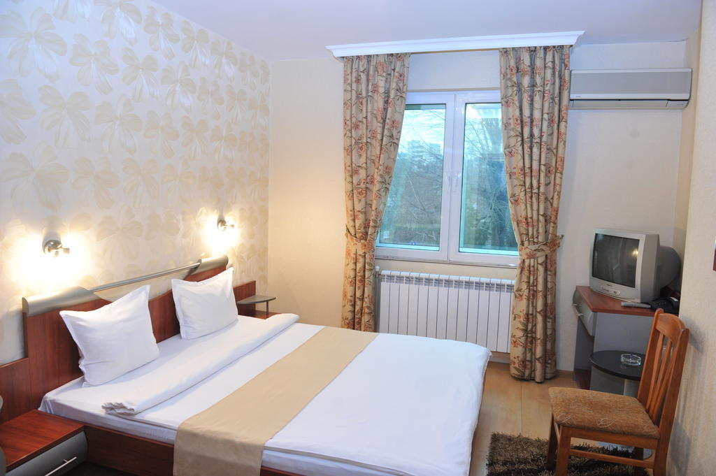 Eros Motel Сандански Экстерьер фото