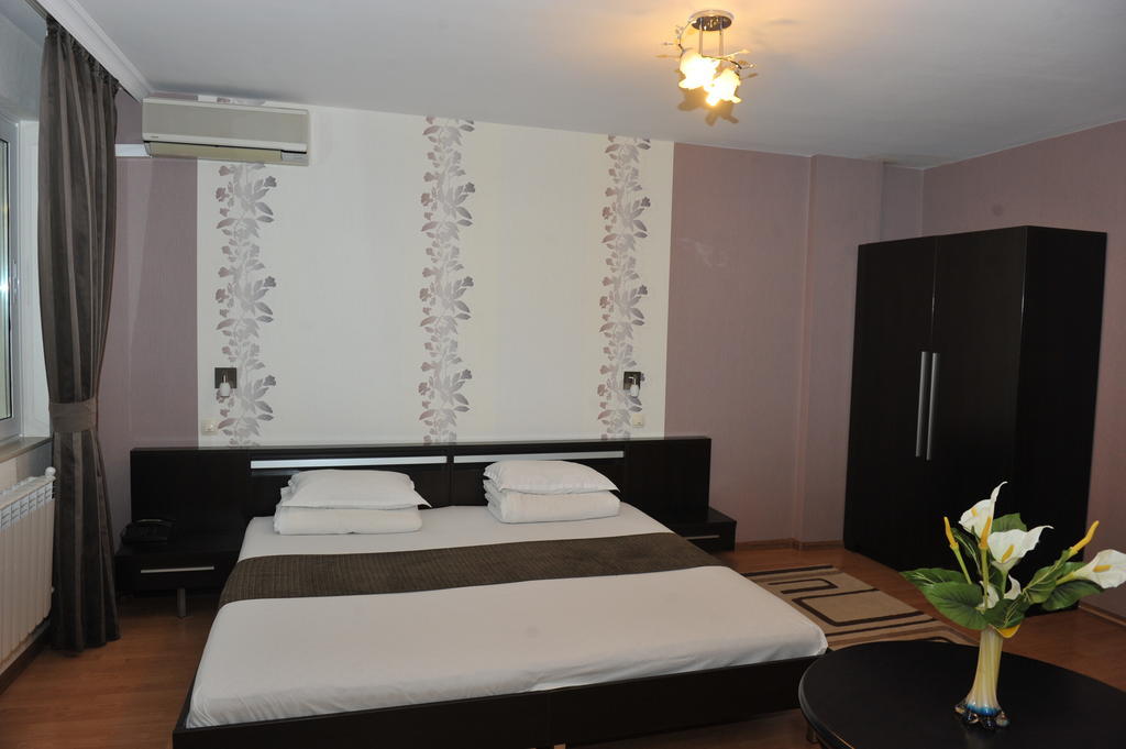 Eros Motel Сандански Экстерьер фото