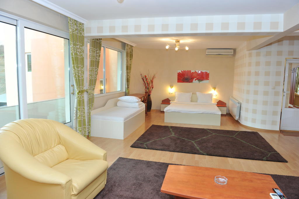 Eros Motel Сандански Экстерьер фото